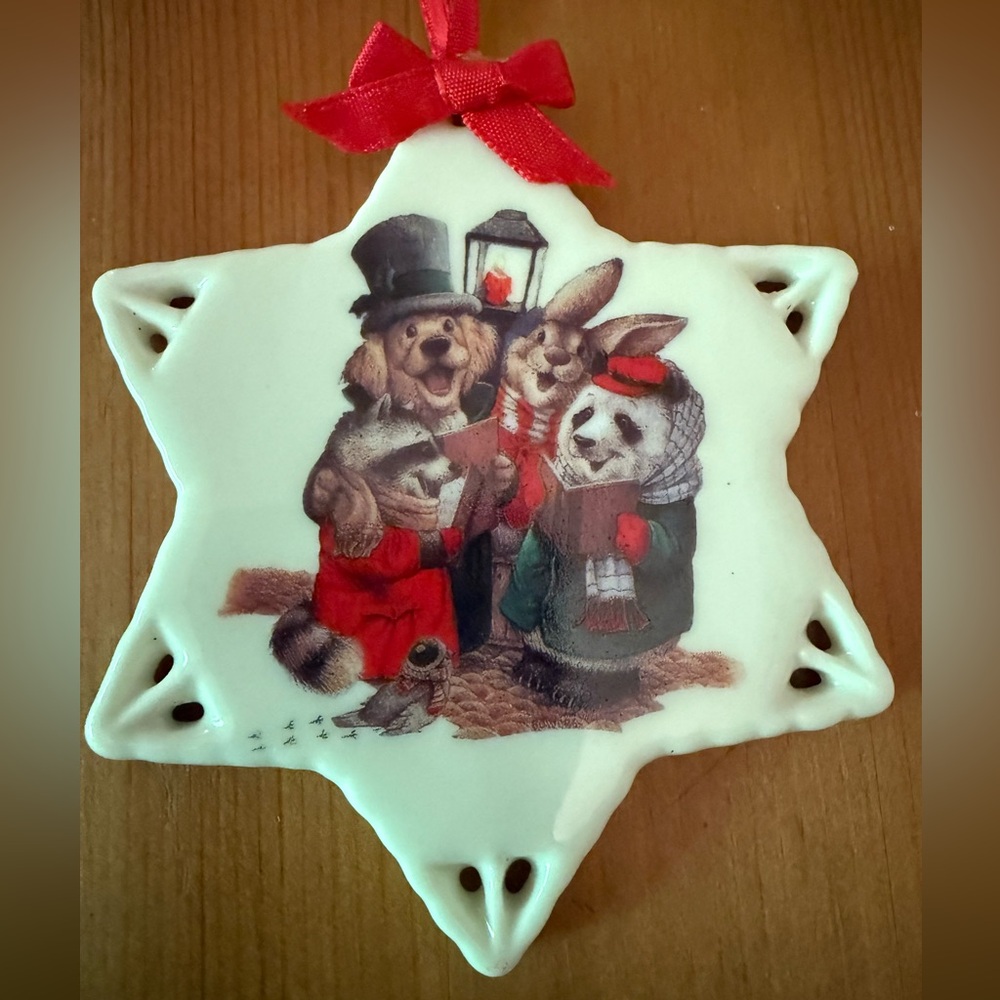 Singing Animals Star Ornament Caroling Christmas Carols Snowflake Dog Panda